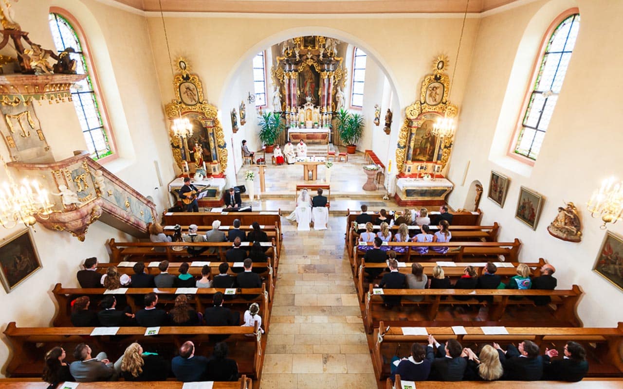 unsere-traumhochzeit-in-oberbiederbach